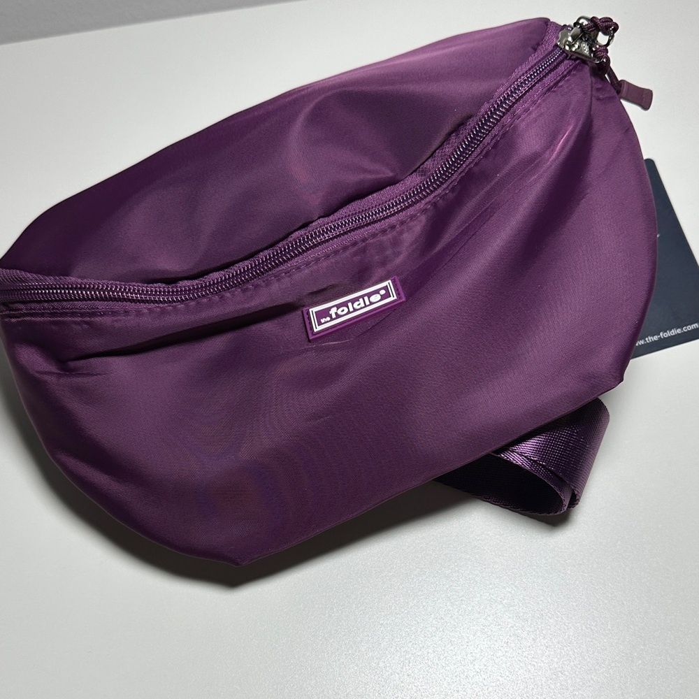 Foldie Sling Bag in Purple